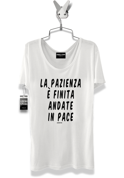 T-Shirt LeecruStore" La pazienza è finita andate in pace"